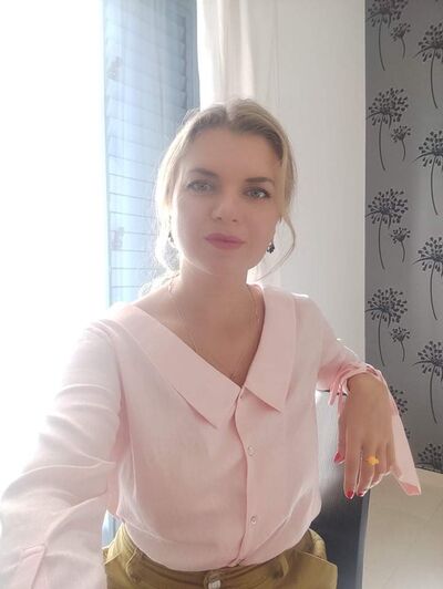  Porto Cervo,   Kira, 37 ,     , c 