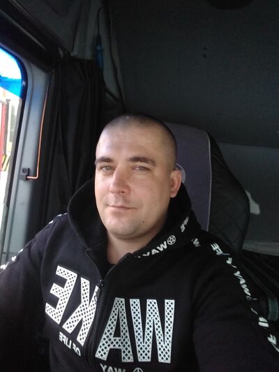  ,   Volodymyr, 38 ,   ,   