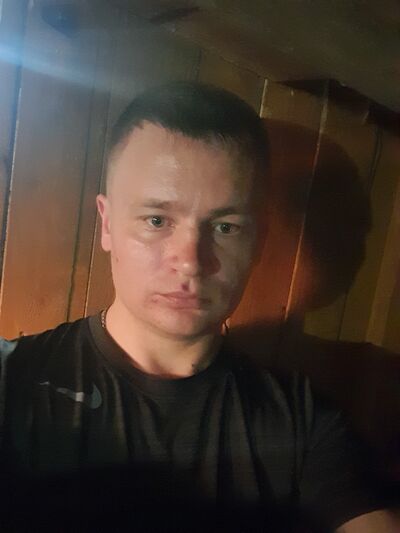  ,   Viktor, 36 ,   ,   