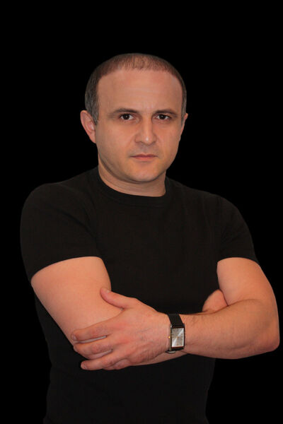  --,   , 52 ,     , c 