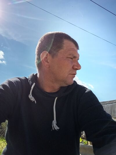  ,   Ivan, 48 ,     , c 