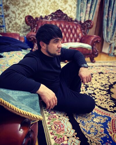  ,   Umar, 37 ,   ,   
