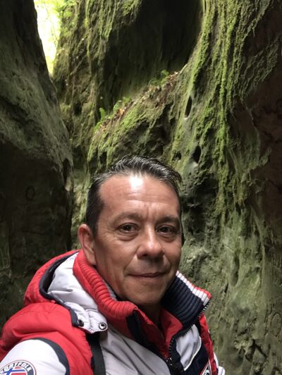  ,   Vadim, 56 ,   c 