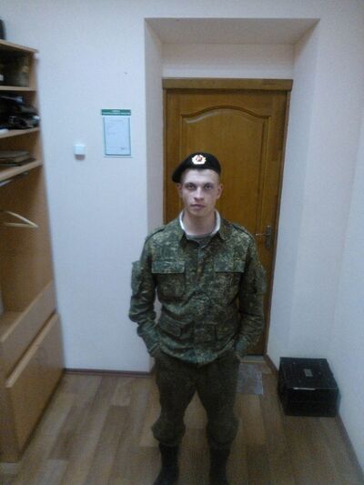  ,   Tony, 30 ,  