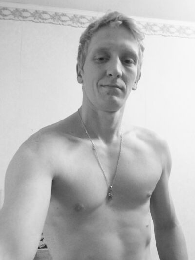  -,   Maxim, 30 ,   ,   , c , 