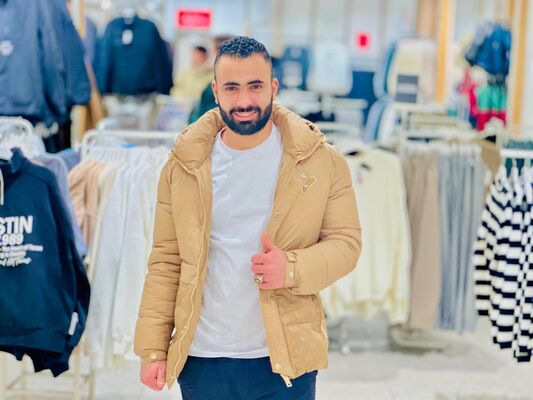  ,   Mahmoud, 27 ,   ,   