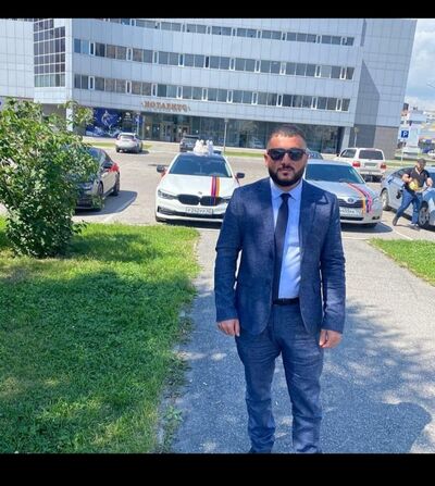  ,   Arakel, 35 ,  