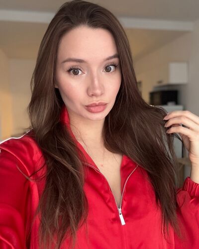  ,   Rebecca, 21 ,   ,   