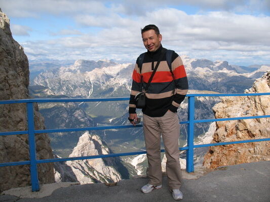  ,   Metrolog, 53 ,   