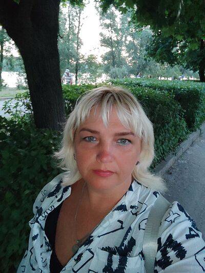  ,   Lena, 47 ,   c 