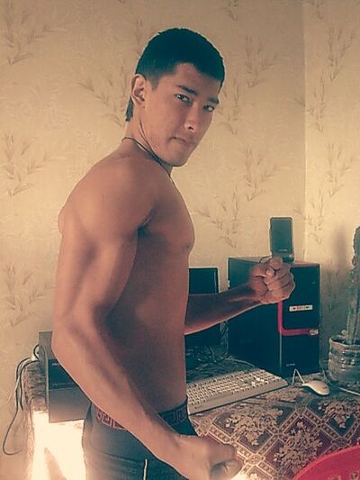  ,   Ruslan, 33 ,   ,   , c 