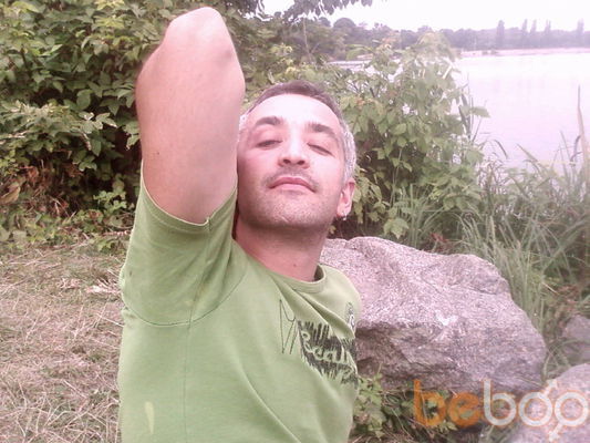  ,   DeMoN, 49 ,  
