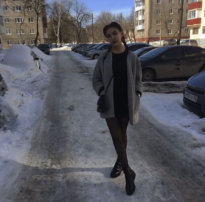  ,   Milana, 22 ,     , c 