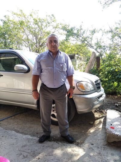  ,   Gio, 56 ,   ,   
