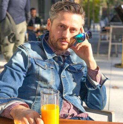 ,   Alex, 41 ,   ,   