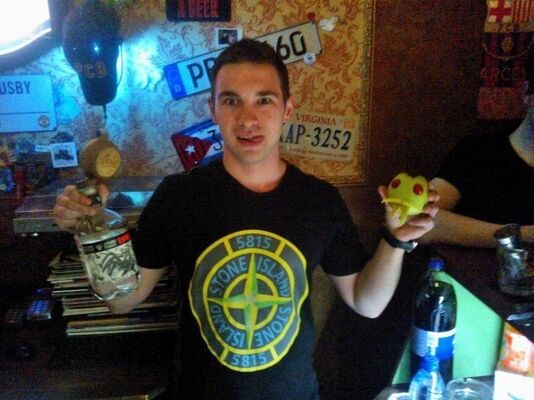  ,   Alex, 36 ,   