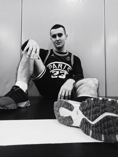  ,   Maksim, 24 ,   ,   , c 
