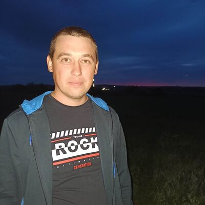  ,   Leo, 35 ,   ,   , c , 