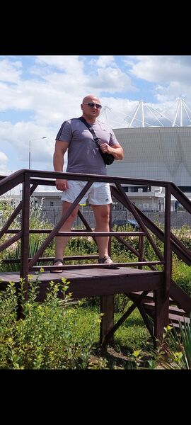  --,   , 44 ,   c 