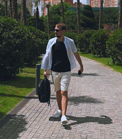  ,   Ruslan, 32 ,   ,   , c 