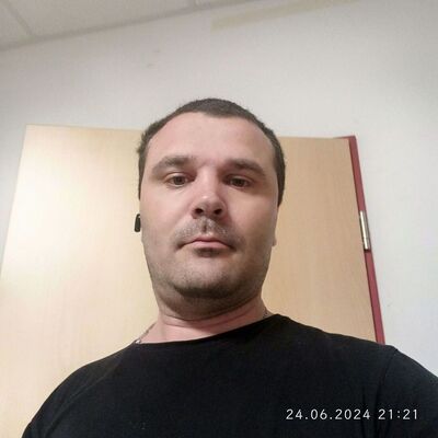  ,   Alex, 35 ,   ,   , c , 