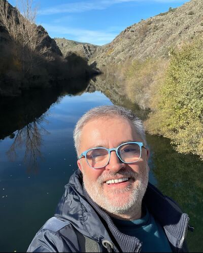  ,   Alex Bouche, 61 ,   c 