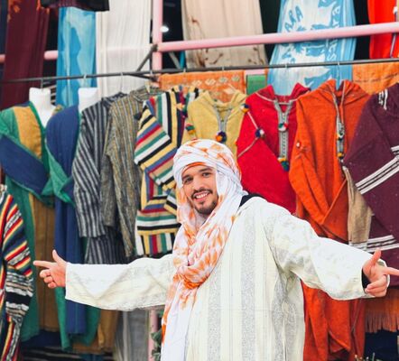  ,   Mustapha, 27 ,   ,   