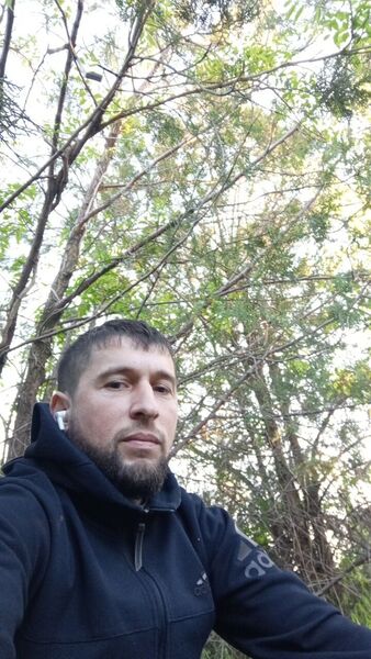  ,   Marat, 37 ,   ,   
