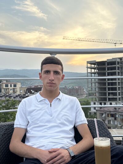  ,   Hrayr, 24 ,   ,   