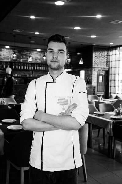  ,   Mustafa, 26 ,   ,   