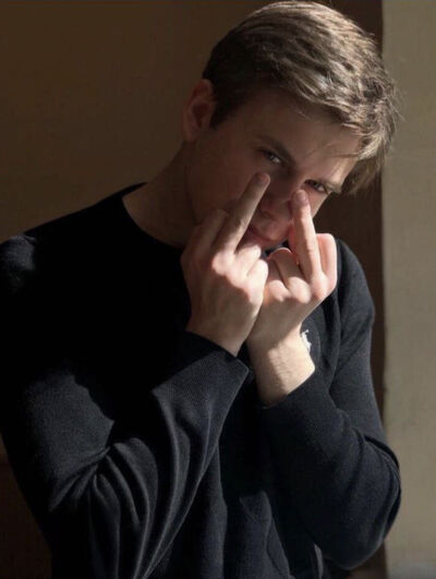  --,   , 24 ,   ,   