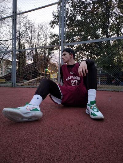  ,   Andrey, 19 ,   ,   