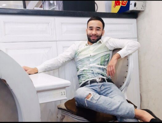  ,   Aziz, 32 ,   ,   
