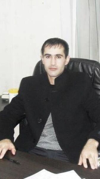  ,   Vahan, 33 ,   ,   