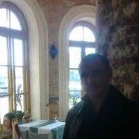  ,   Stas, 49 ,   