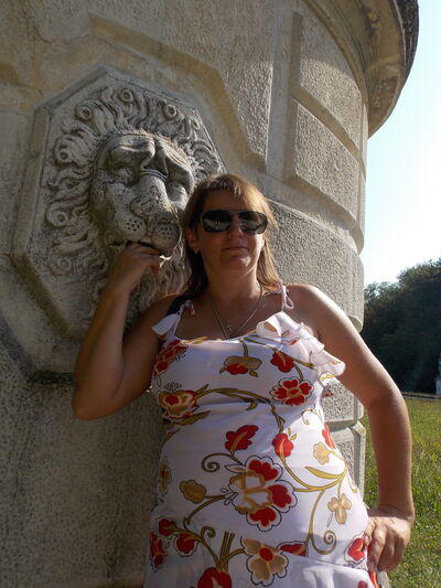  ,   Inna, 45 ,  