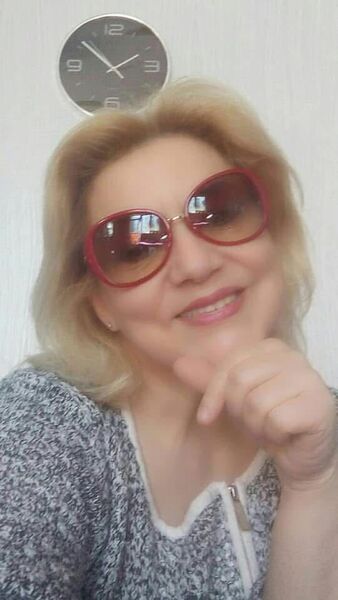  ,   Tetiana, 50 ,   c 