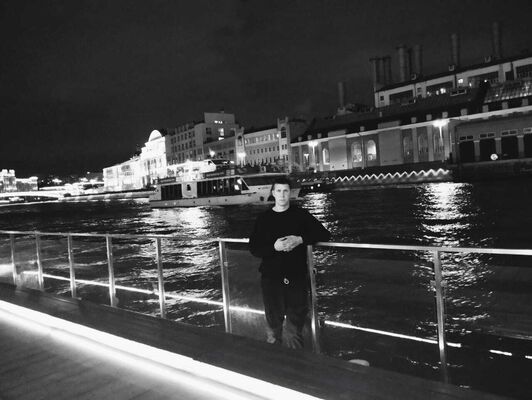  ,   Maksim, 22 ,     , c , 