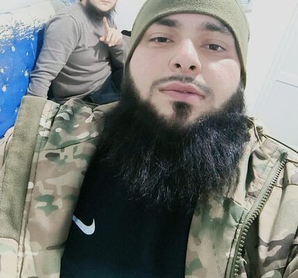  ,   Aslanbek, 31 ,   ,   