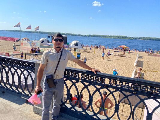  ,   Bakha, 37 ,   ,   , c , 