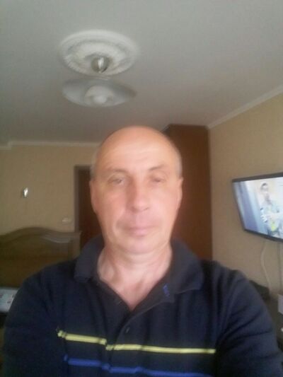  -,   Basil, 61 ,   