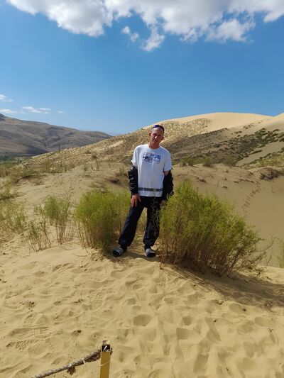  ,   Andrey, 40 ,   ,   