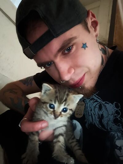  ,   Loki, 25 ,   ,   , 