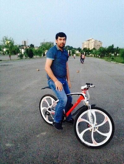  Huddinge,   Shuhrat, 40 ,   ,   , c 