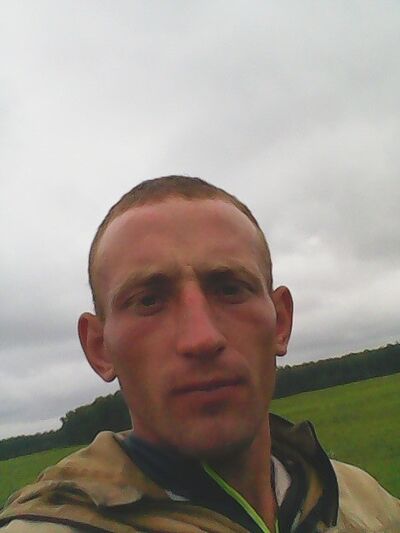  ,   Serega, 32 ,   