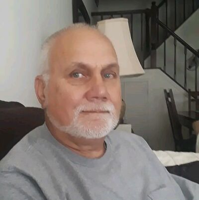  ,   Raymond, 61 ,   ,   