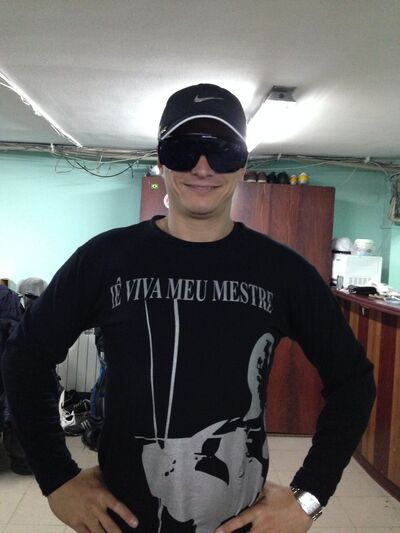  ,   Vlad, 42 ,   , 