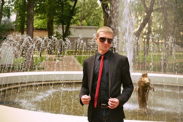  ,   Max, 33 ,   ,   , c 