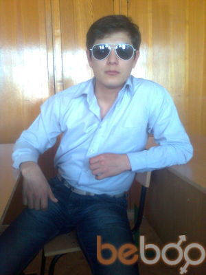  ,   Maksim, 35 ,   ,   , c , 