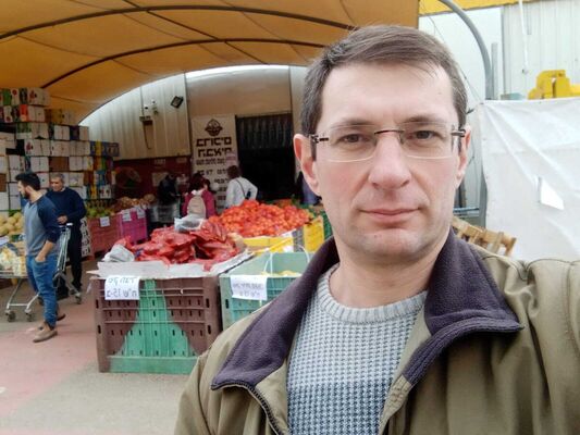  Holon,   , 52 ,   ,   , c 